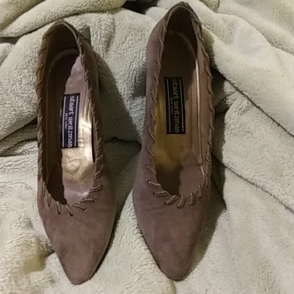 Stuart Weitzman In Stitches Mid pump